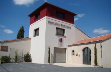 DOMAINE PETITEAU