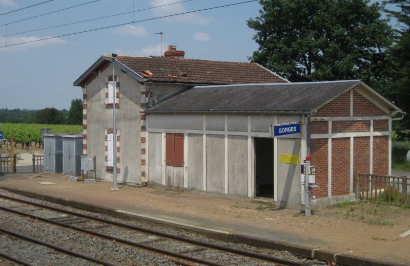 Gare_de_Gorges_par_Cramos