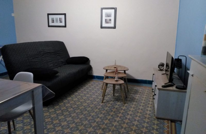 ff279541-e979-4b2e-bd5f-f14f051db4ef