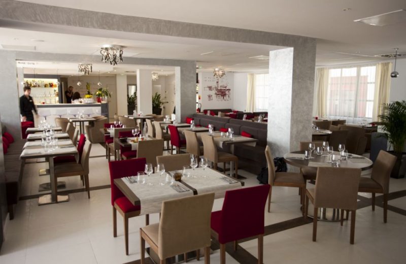 hotel-restaurant-best-western-clisson-44-restaurant-VillaStAntoine_vjoncheray-RES-3